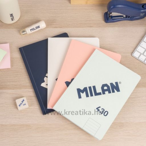 Füzet A/5 48 lapos, vonalas Milan "1918 Series" navy