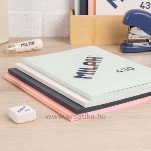 Füzet A/5 48 lapos, sima Milan "1918 Series" zöld